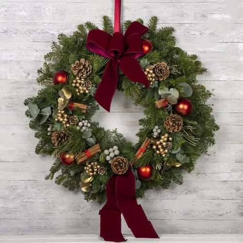 Traditional Christmas Wreath - Flowers Made Easy